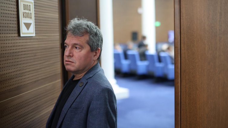 Тошко Йорданов: Пеевски няма влияние в трите партии от коалицията