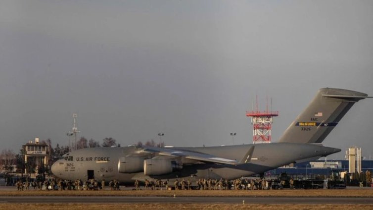 САЩ ще строят голяма военна база край Газа
