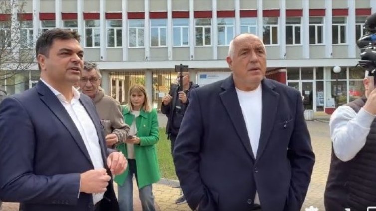 Борисов иска видеонаблюдение на склада за машините 