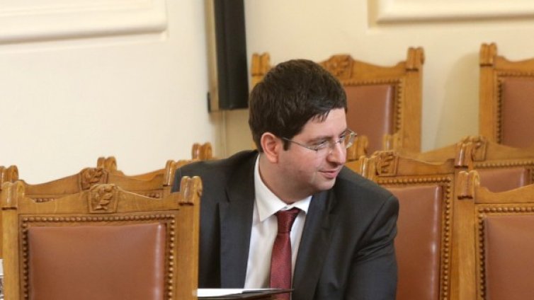 Чобанов не вижда причина да се изостря социалната ситуация 