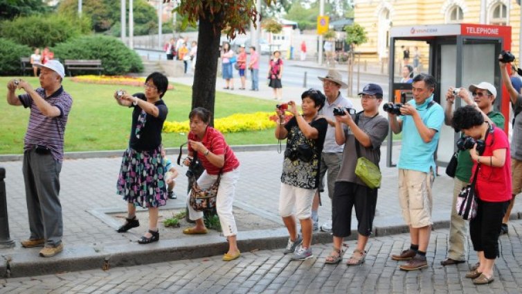Не щем кръчмарски туристи, а широкоскроени