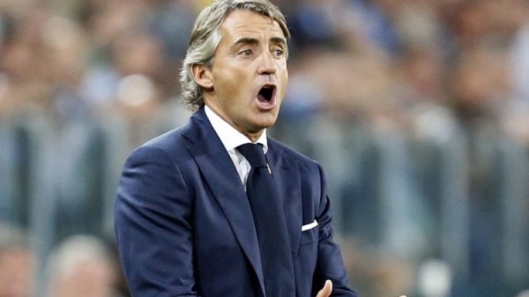 Манчини се изложи в дебюта си в първенството