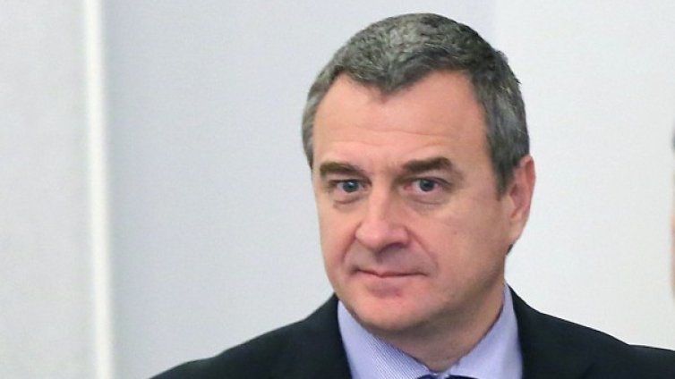 Вот на недоверие за бежанците? Ще е интересно, прогнозира Йовчев