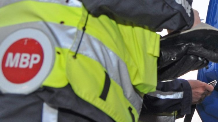 Арестуваха неправоспособен шофьор, употребил наркотици