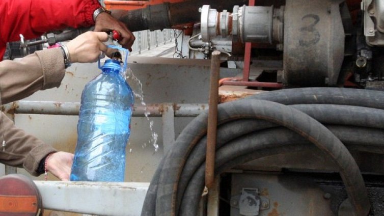 Спират водата в части от центъра на София
