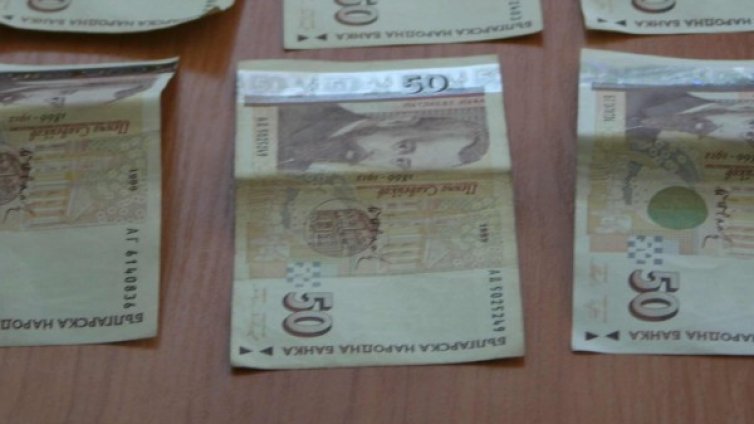 Около милиард и половина лв. дефицит в бюджета за 2014 г.