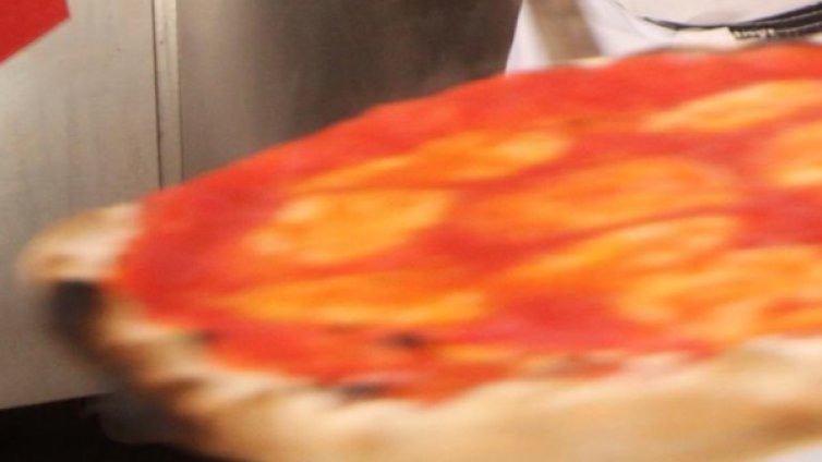 Пицата за култура за 2014 г. била и без доматено пюре