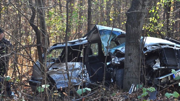 Мъж загина в тежка катастрофа във Врачанско