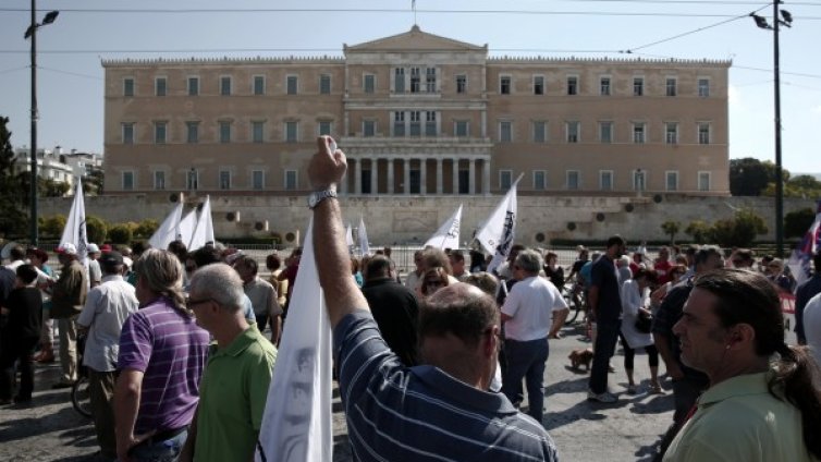 Общонационална стачка блокира Гърция днес