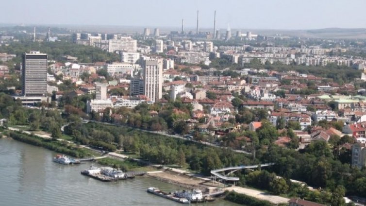 Кабинетът дава 2 млн. за подземни паркинги в Русе