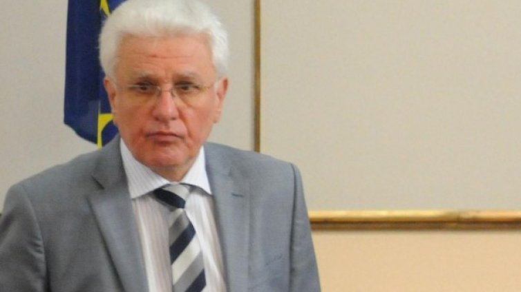 Случаят Бисеров - комбинация по отстраняване със спасителни мерки 