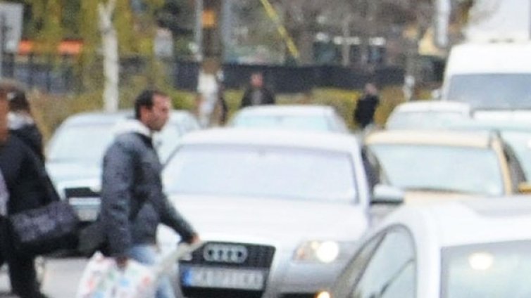 Забраняват утре паркирането в част от центъра на София