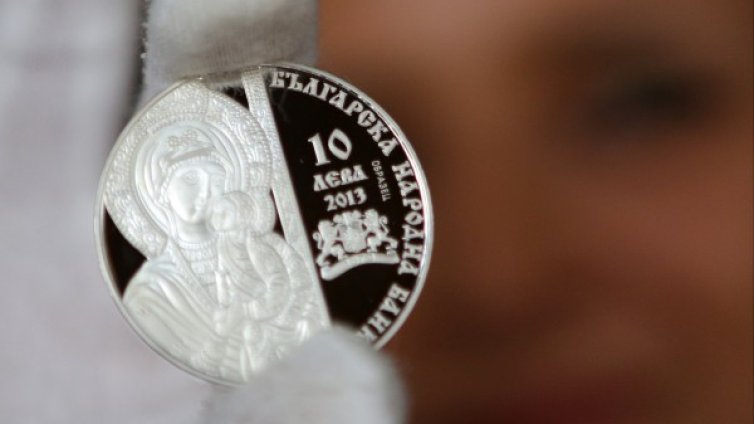 БНБ пуска в обращение сребърна монета "Бачковски манастир"