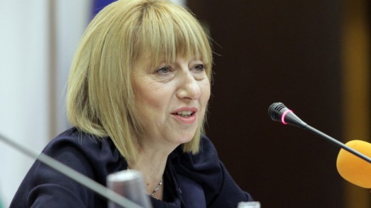 Учениците ще влизат направо в бизнеса, радва се Клисарова 