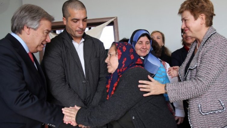 Бежанците не са терористи, те са техните първи жертви!