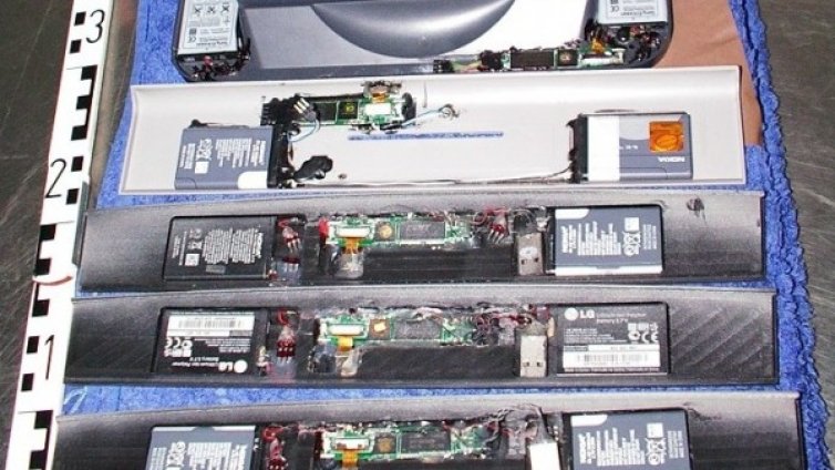 Трима българи спипани да точат банкомати в Турция