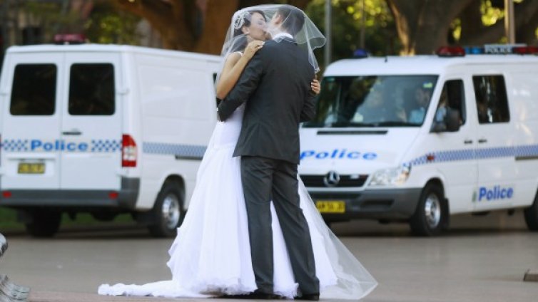 Каква е причината някои двойки да не се женят?