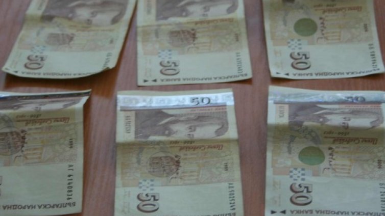 Две жени "спасиха" синове, подмамени от измамници