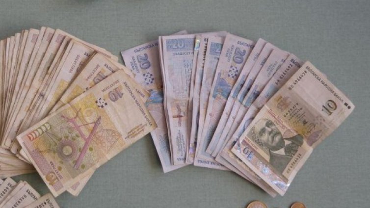 Наложиха запор на сметките на Община Дупница