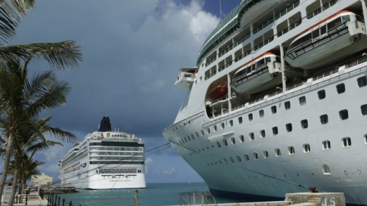 Да посрещнеш Нова година... на кораб