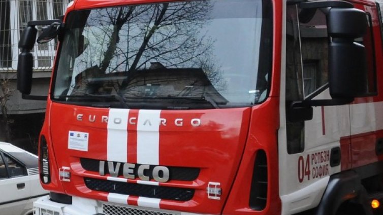 Пловдивчанин загина при пожар в дома му