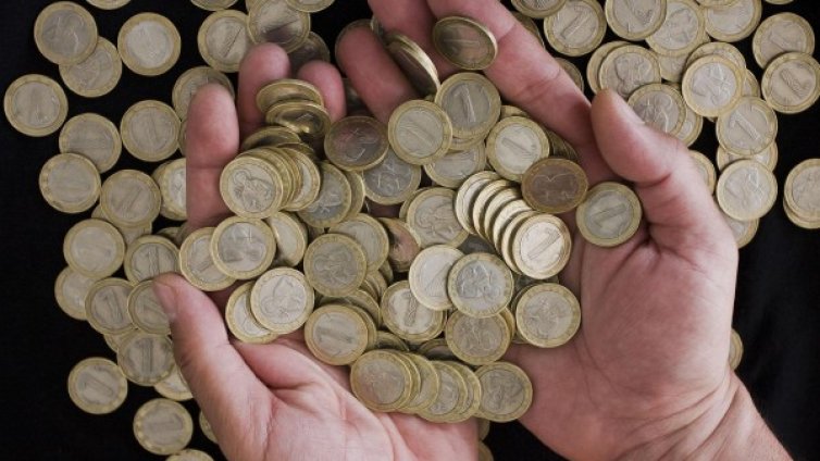 Най-често спестяваме за фонд "Авариен"