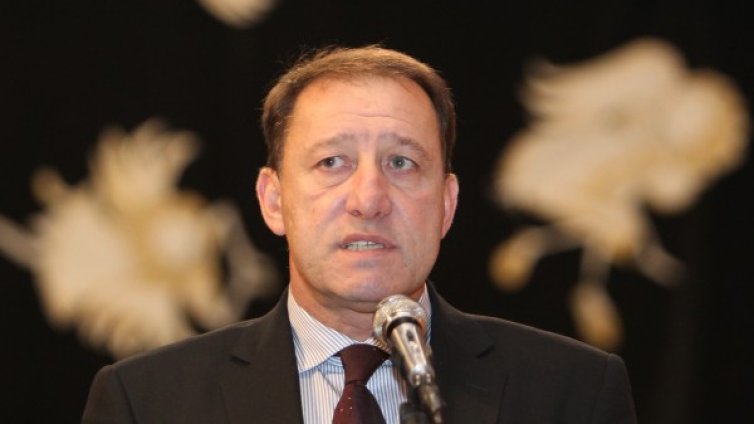 Найденов мисли дали да уволни тримата военни от Карлово