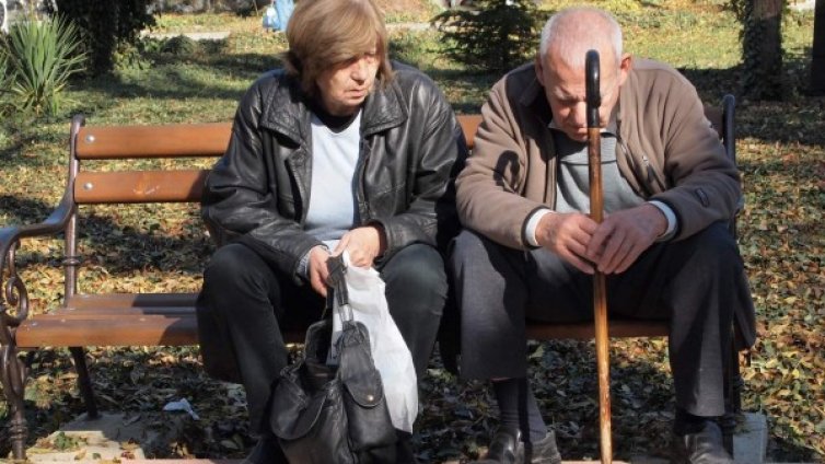 Едва 1% от българите живеят комфортно с доходите си