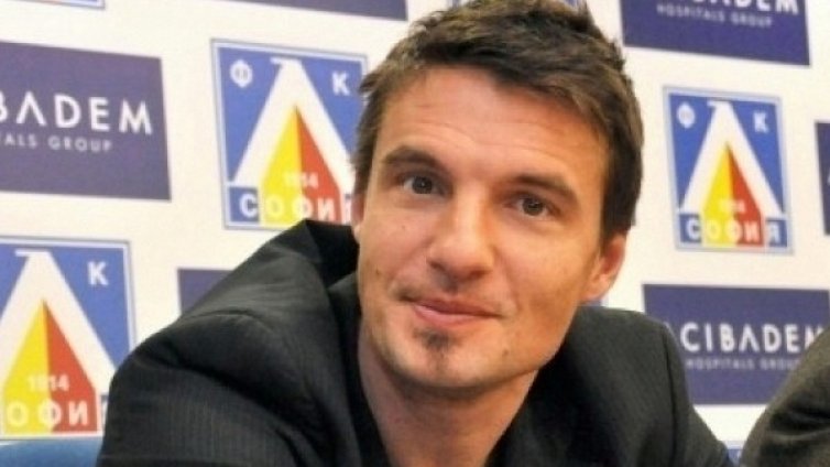 Иво Тонев все още има власт в Левски