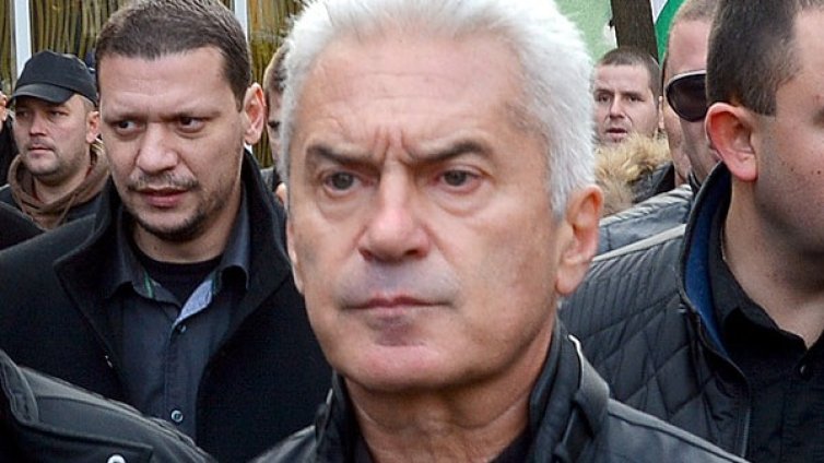 Има данни за престъпление от общ характер, извършено от Сидеров