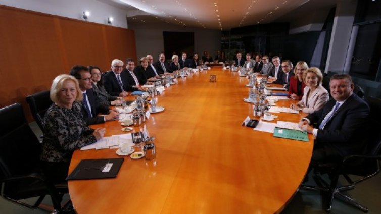 Имиграцията на българи разделя новия кабинет на Германия