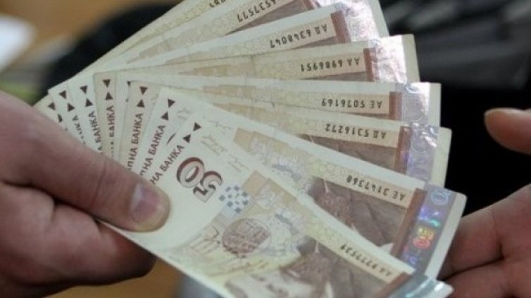 420 лева минимална заплата, но чак от 2016 г.