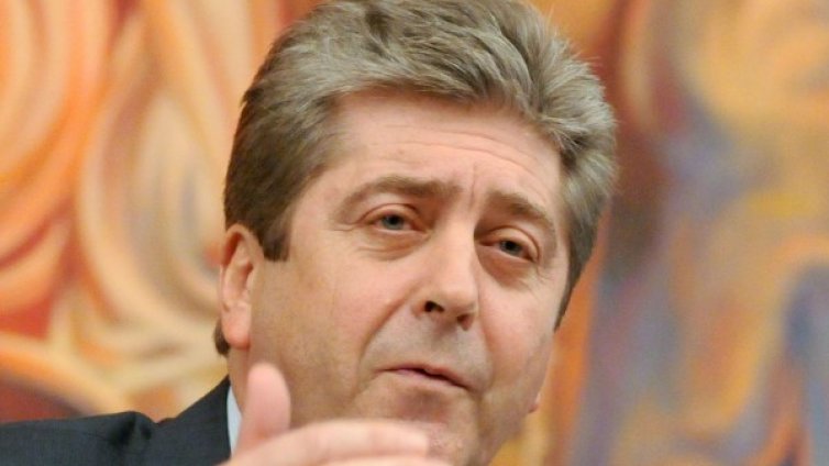 Никога не съм ходил при Борисов в Банкя, отсече Първанов