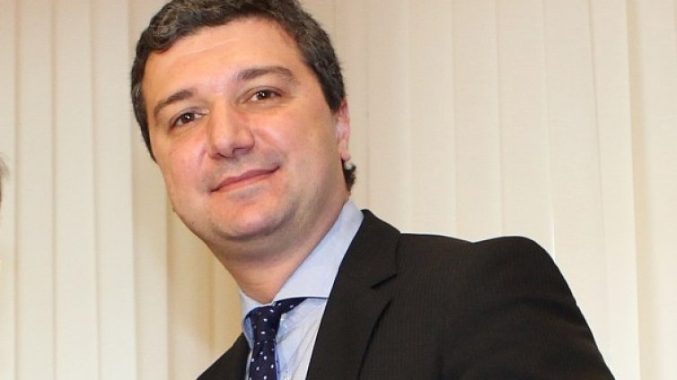 Президентът работи срещу енергийната система!