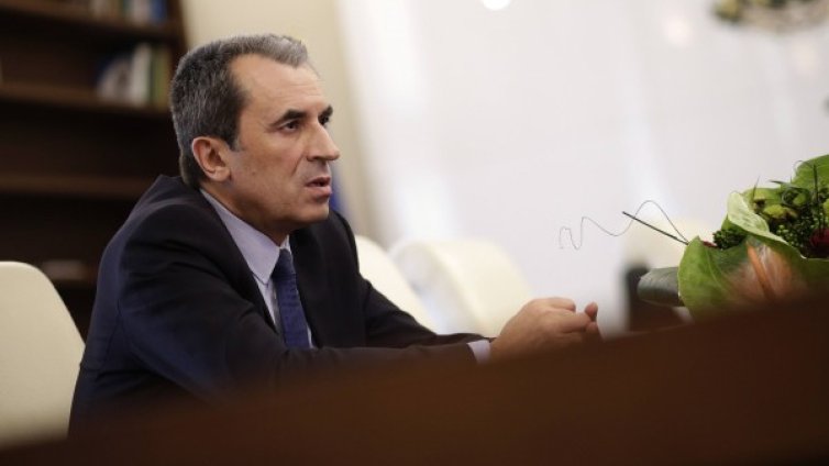 Не възприемам протестиращите като врагове, отсече Орешарски 