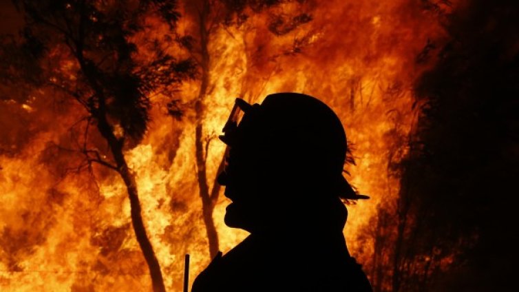 В Австралия овладяха голяма част от бушуващите пожари