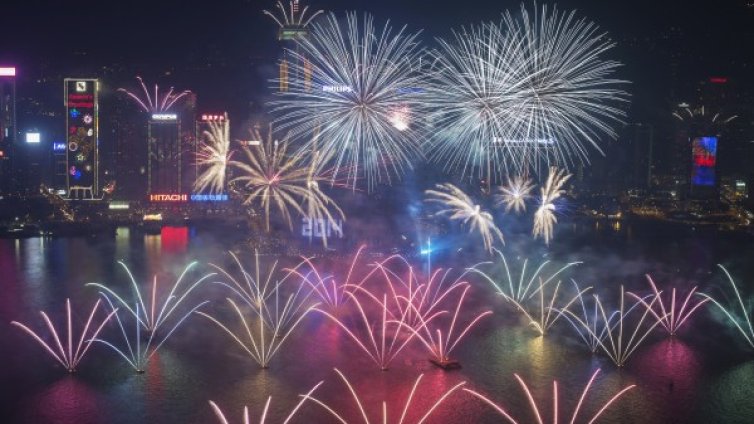 Моля те, мама, върни се за Нова година!