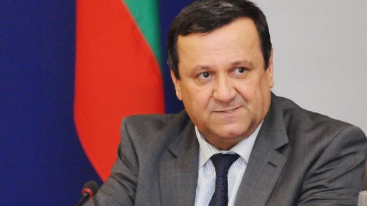 2014 година - 140 000 нови работни места, обеща Адемов