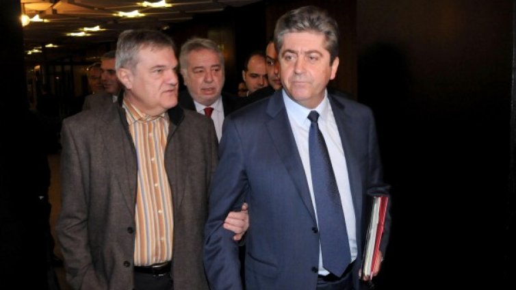 Румен Петков съди "Галерия" за 50 бона 