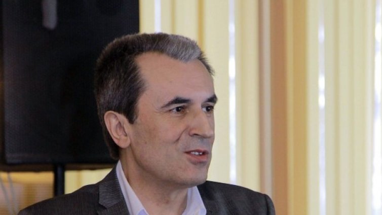 Успяхме да се справим през 2013 година, похвали се Орешарски 