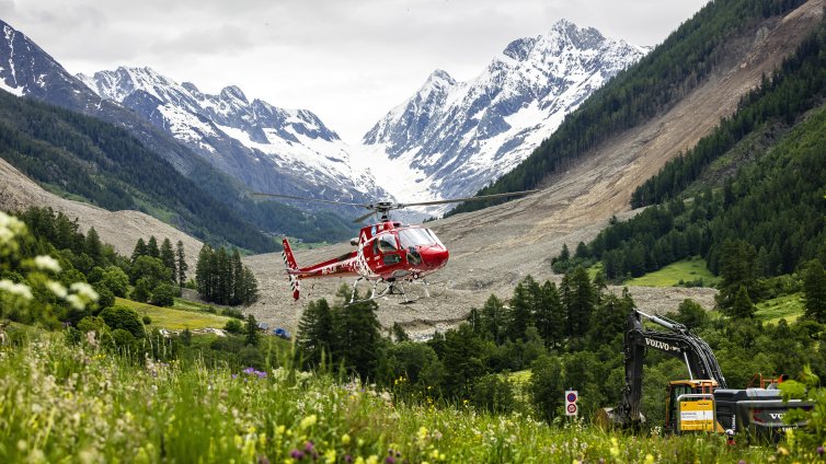 Скали са помели двукратна олимпийска шампионка в в планината Каракорум