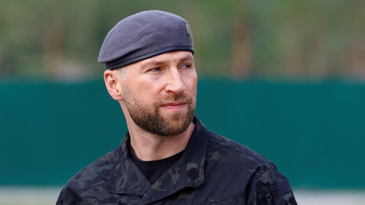 Върховната Рада гласува назначаването на Хмара за министър на отбраната