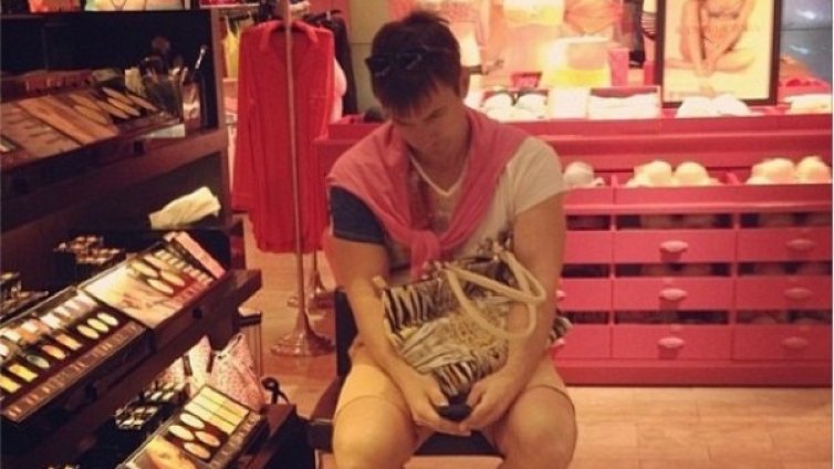 Стига с този мол, за Бога! 