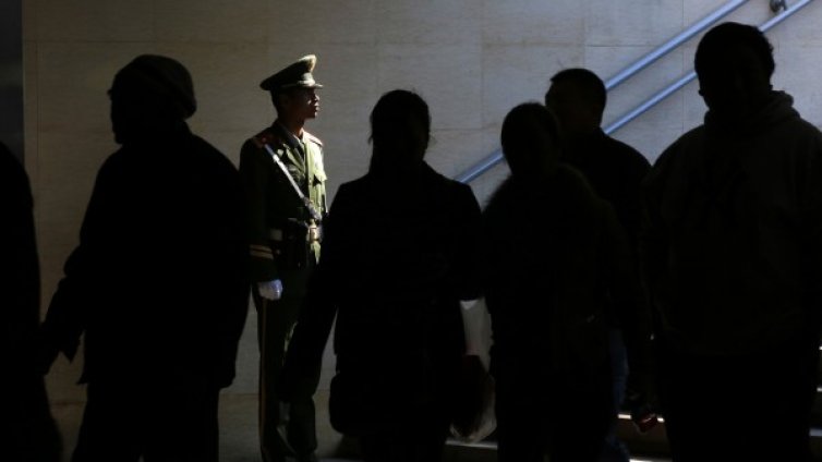 "Лекуват" хомосексуализма с електрошокове