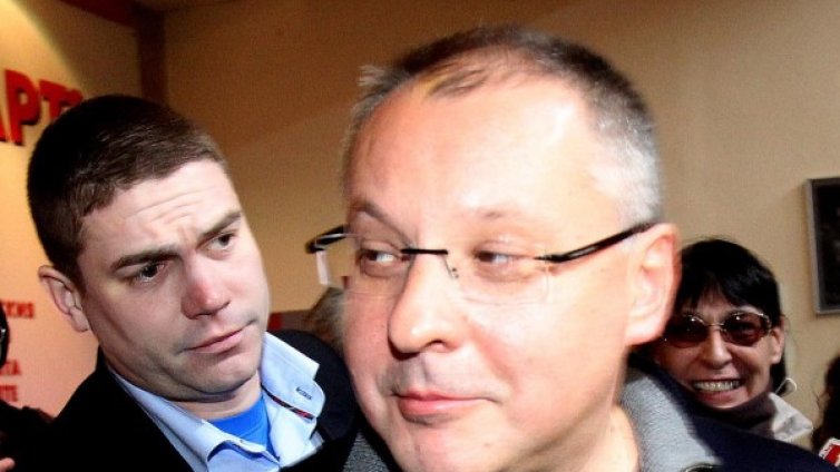 Станишев няма да коментира АБВ