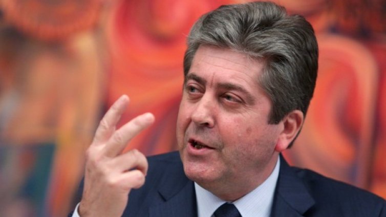 "Показно отстрелване" видя Първанов в левицата