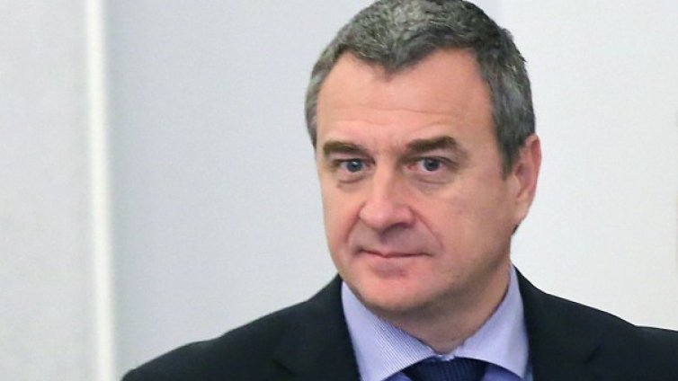 Народът пред протестиращите - като зайче пред питон, видя "Атака"