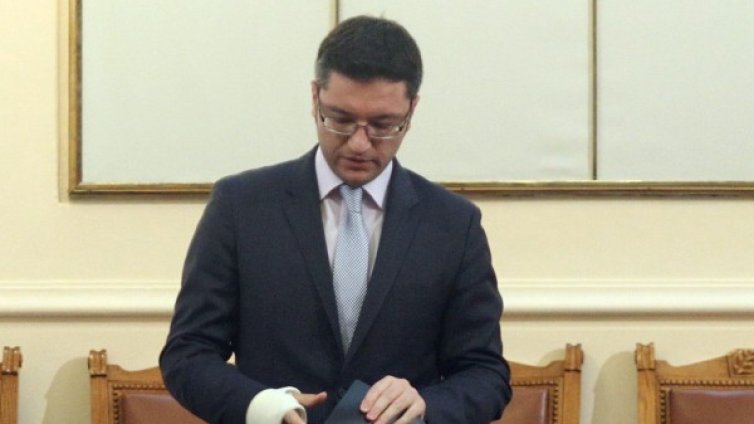 Не е сега моментът да поставяме въпроса за Шенген! 