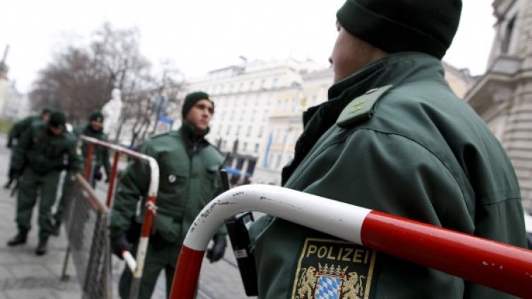 13-годишен виновен за смъртта на трима бежанци