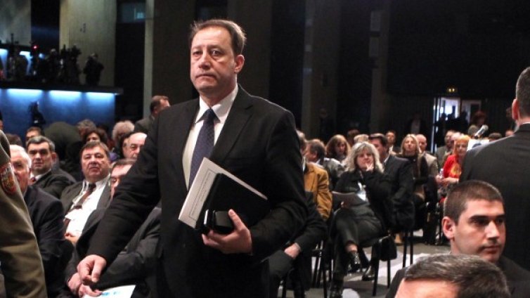 МО връщало много бюджетни пари в икономиката